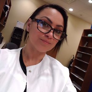 Meet your Posher, Lala